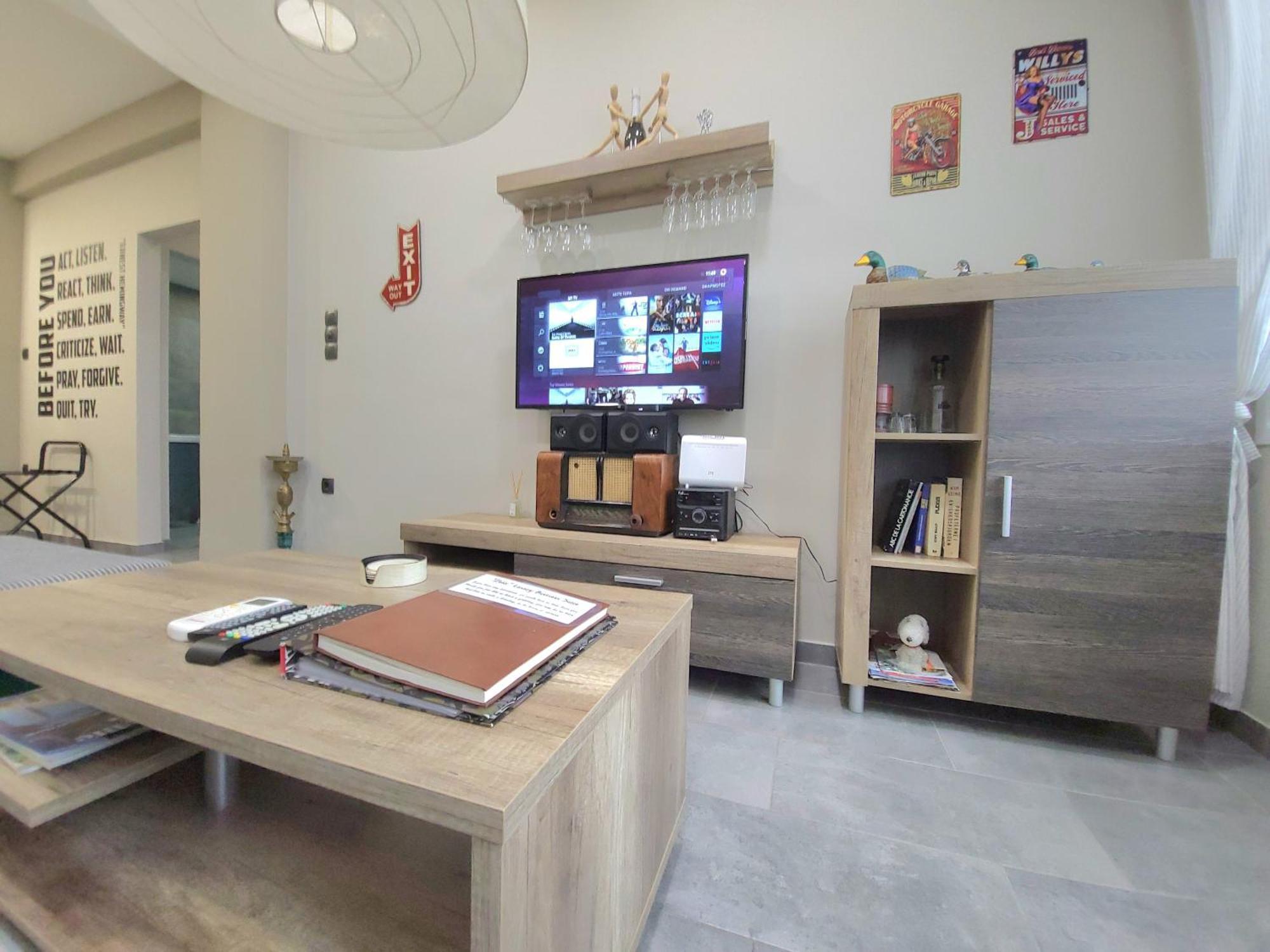“Zeus”, Stylish Luxury Business Suite In The Heart Of Athens. Exterior photo